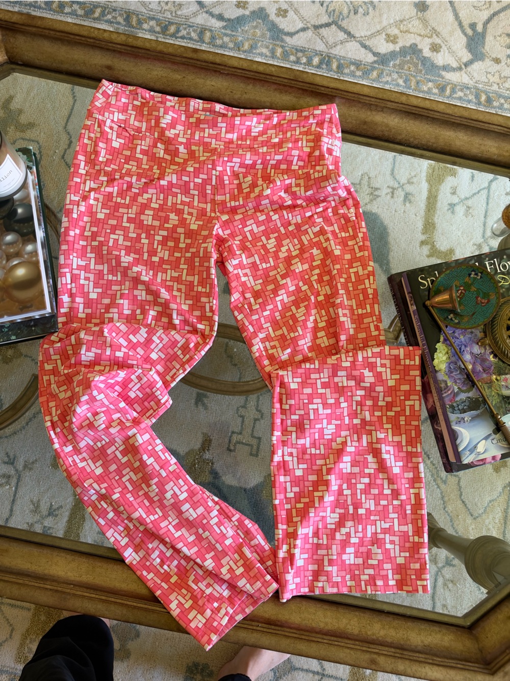 J. McLaughlin Pink Geo-Print Pants Medium